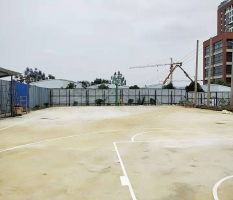 柳东篮球场划线